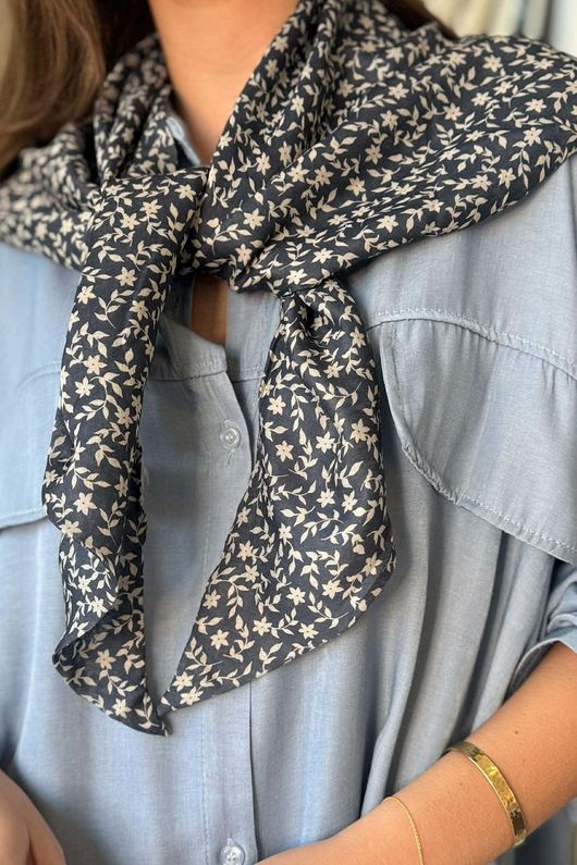 Ditsy Floral Triangle Neckerchief Navy